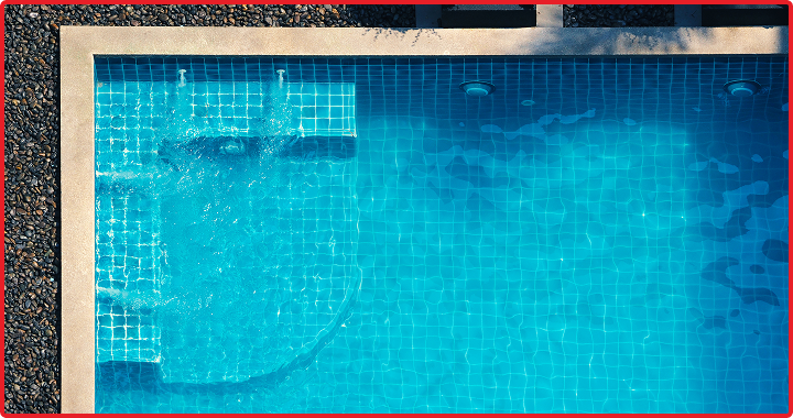 Pool with water jets
